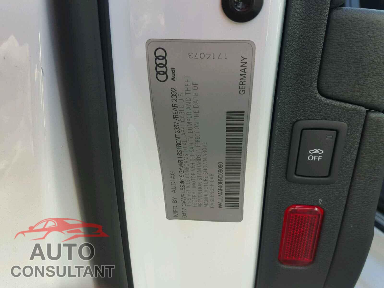 AUDI A4 2017 - WAULMAF40HN069090