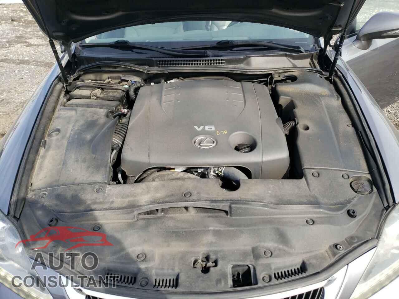 LEXUS IS 2014 - JTHFF2C22E2531017
