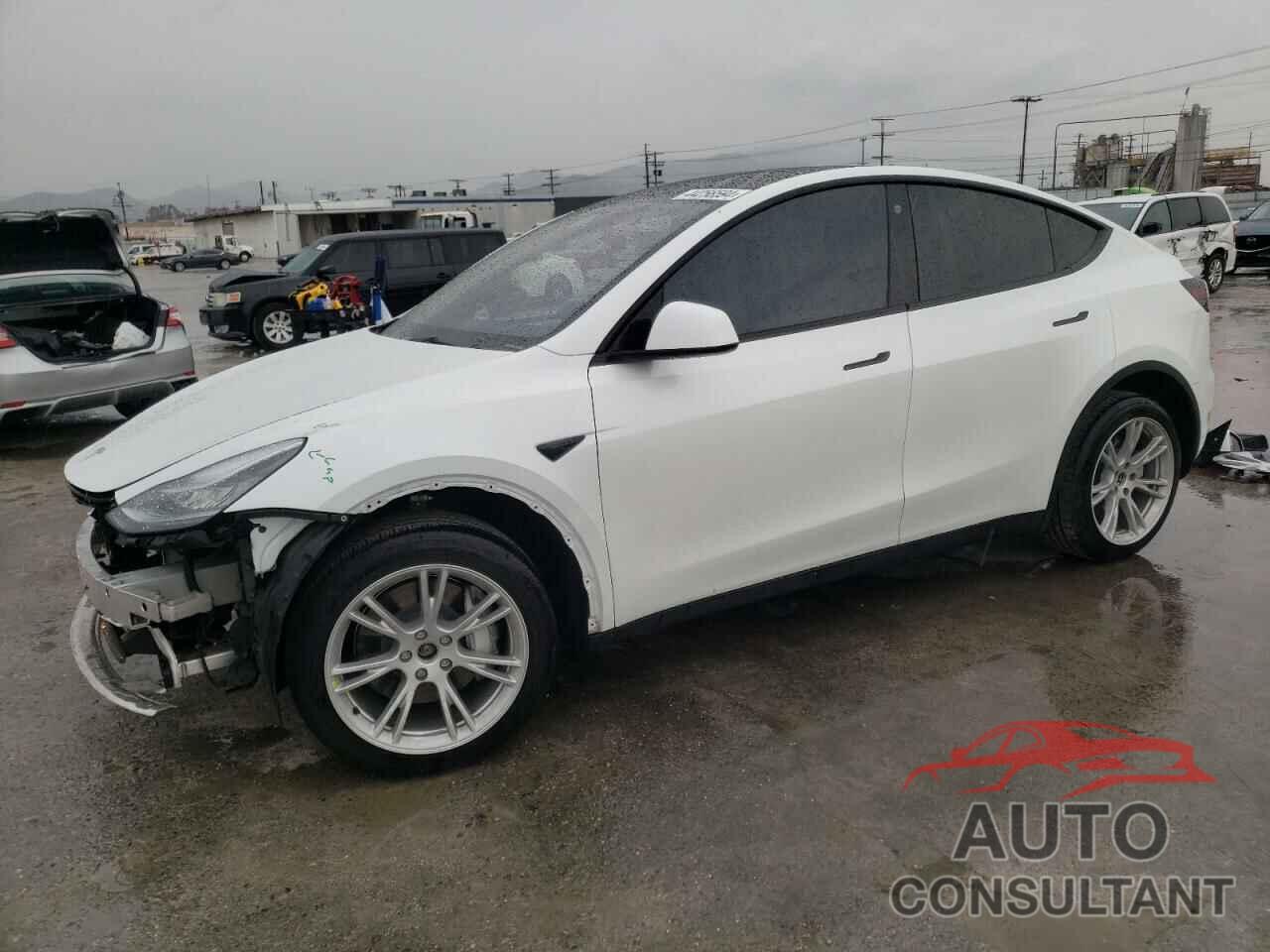 TESLA MODEL Y 2023 - 7SAYGDEE0PA044327
