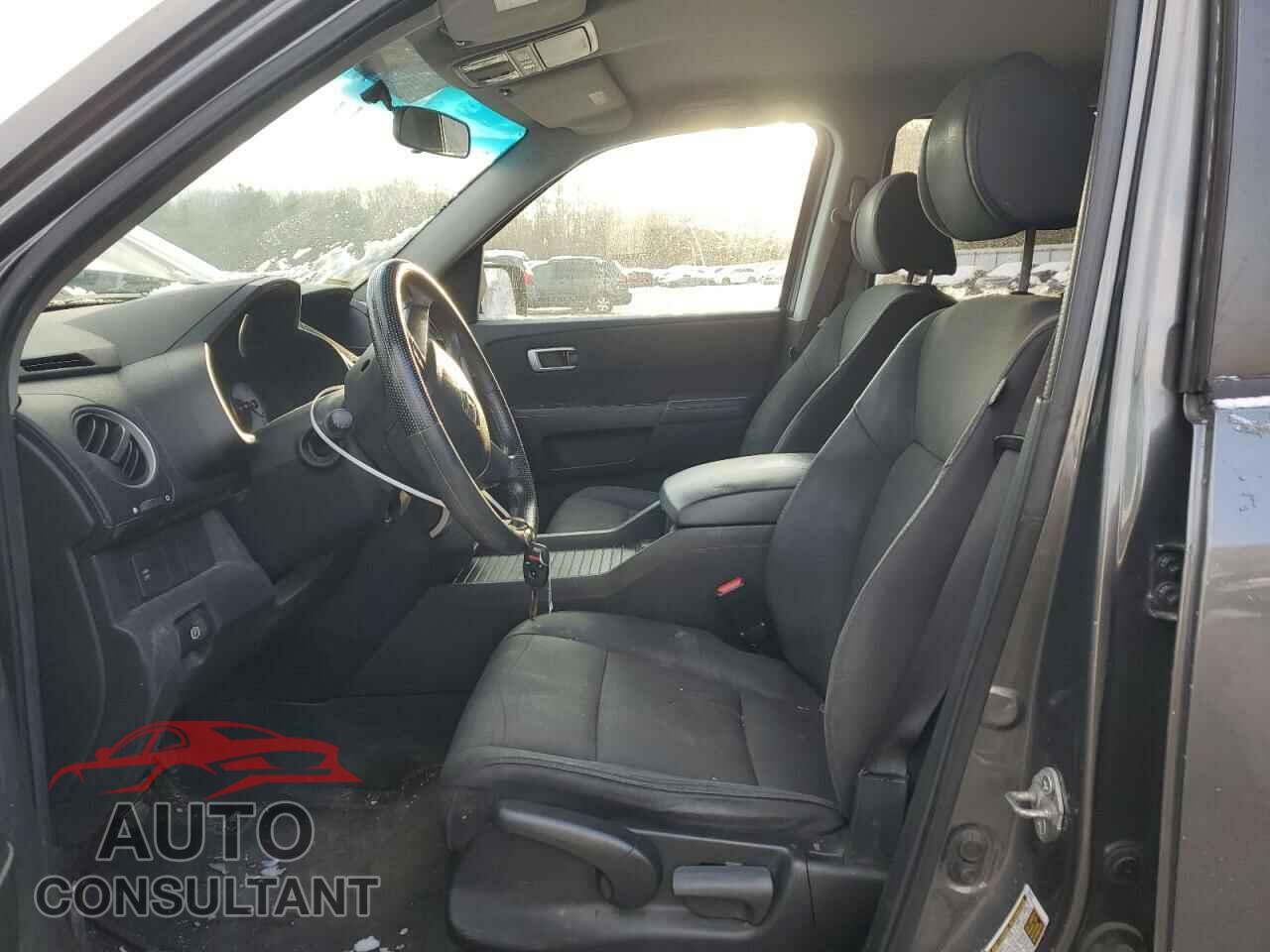 HONDA PILOT 2011 - 5FNYF4H20BB085781