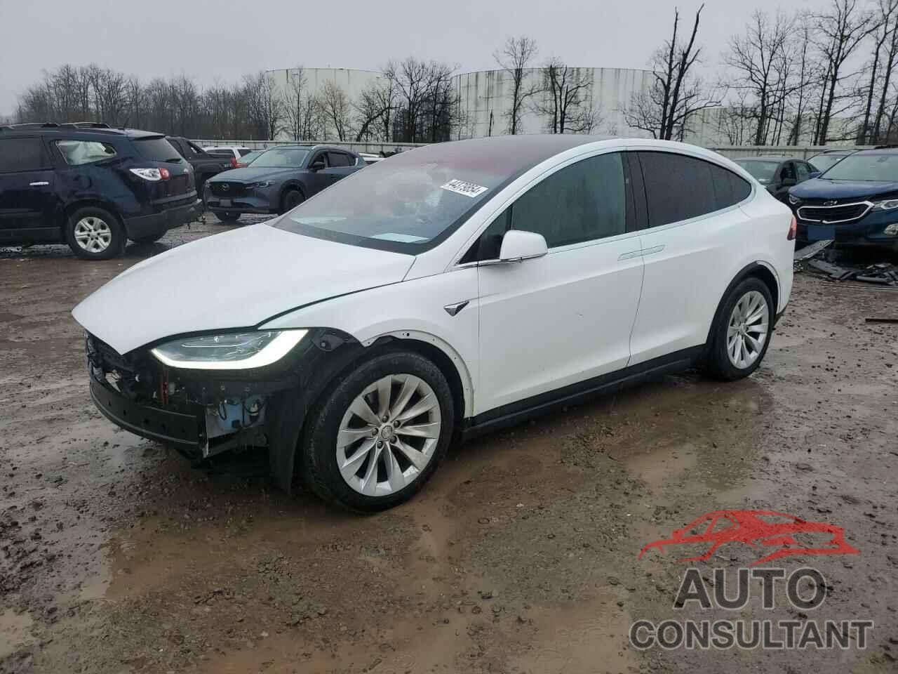 TESLA MODEL X 2017 - 5YJXCBE20HF040653