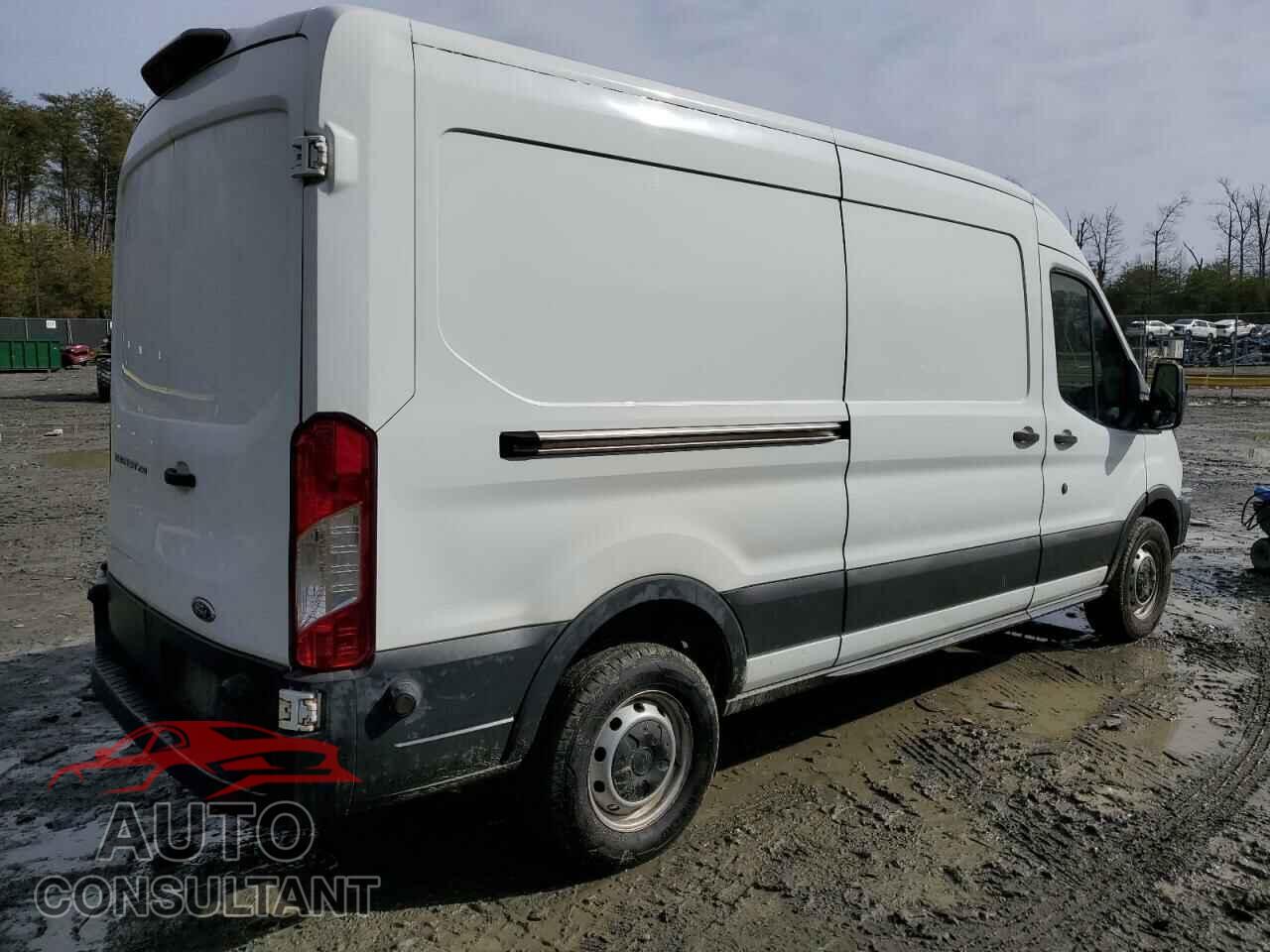 FORD TRANSIT 2018 - 1FTYR2CM6JKB24072