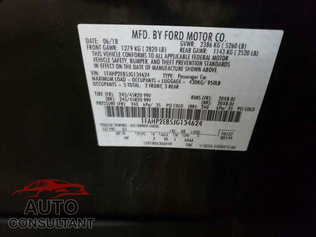 FORD TAURUS 2018 - 1FAHP2E85JG134624