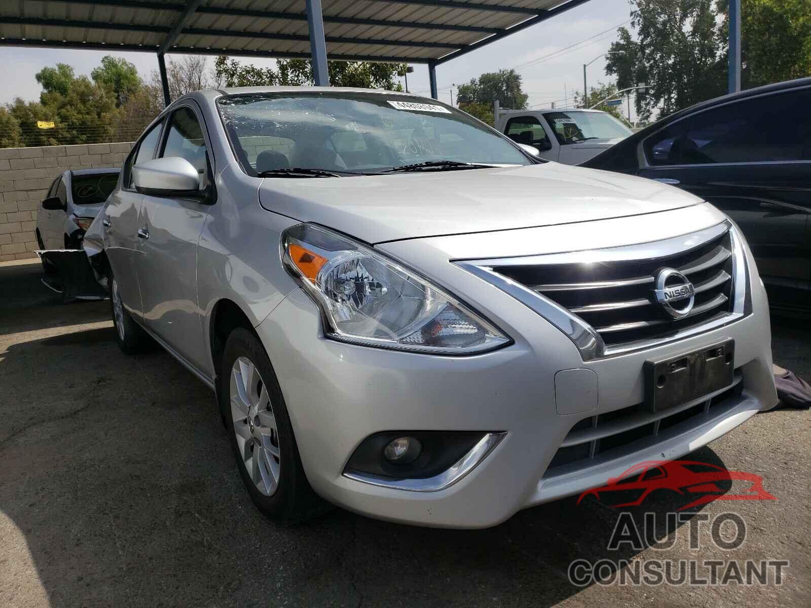 NISSAN VERSA 2019 - 3N1CN7AP5KL844448