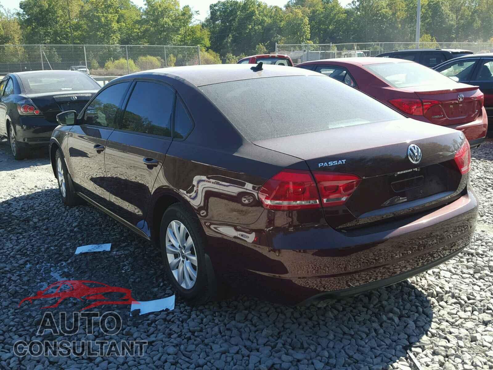 VOLKSWAGEN PASSAT 2014 - 1VWAT7A32EC093071