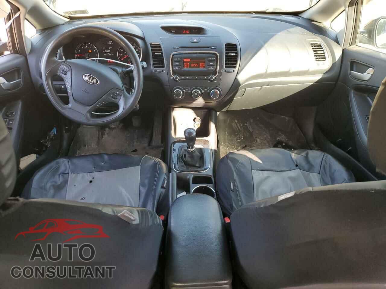 KIA FORTE 2017 - 3KPFK4A76HE037256