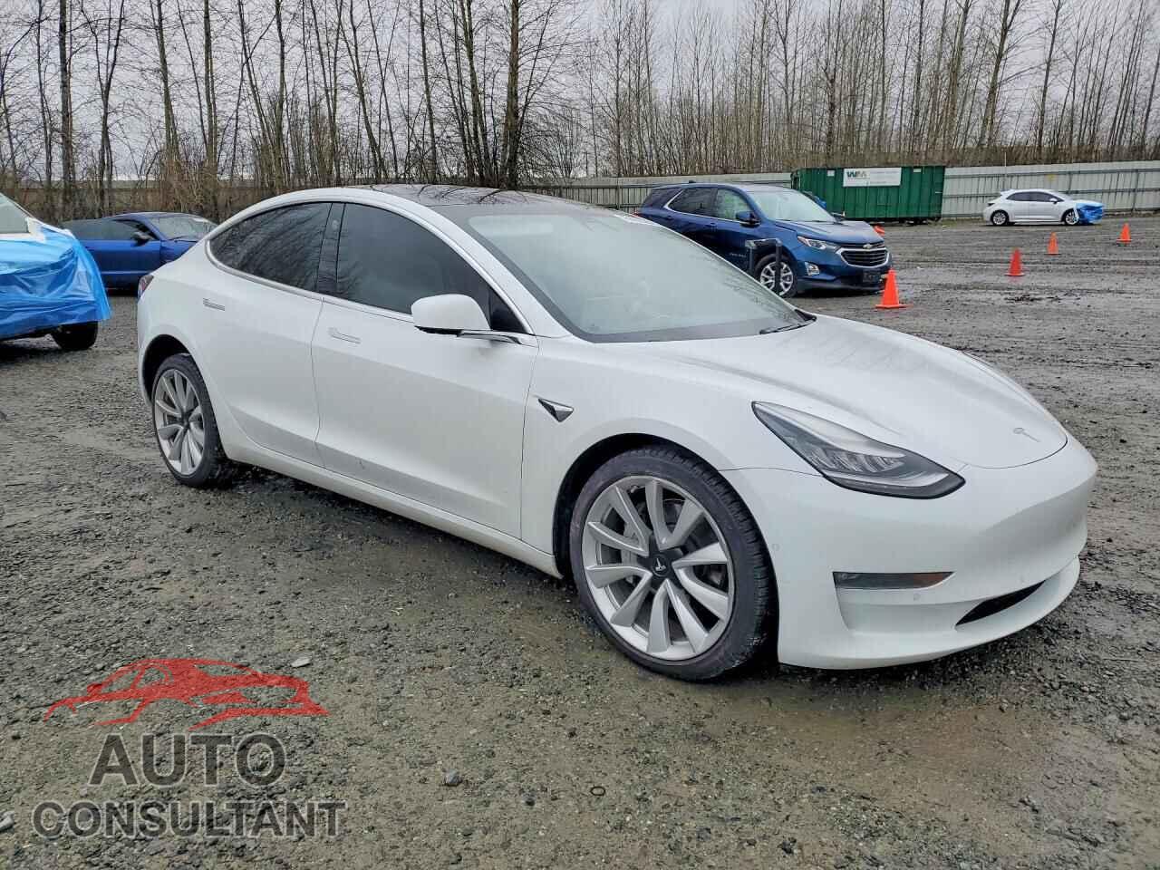 TESLA MODEL 3 2018 - 5YJ3E1EB2JF101140