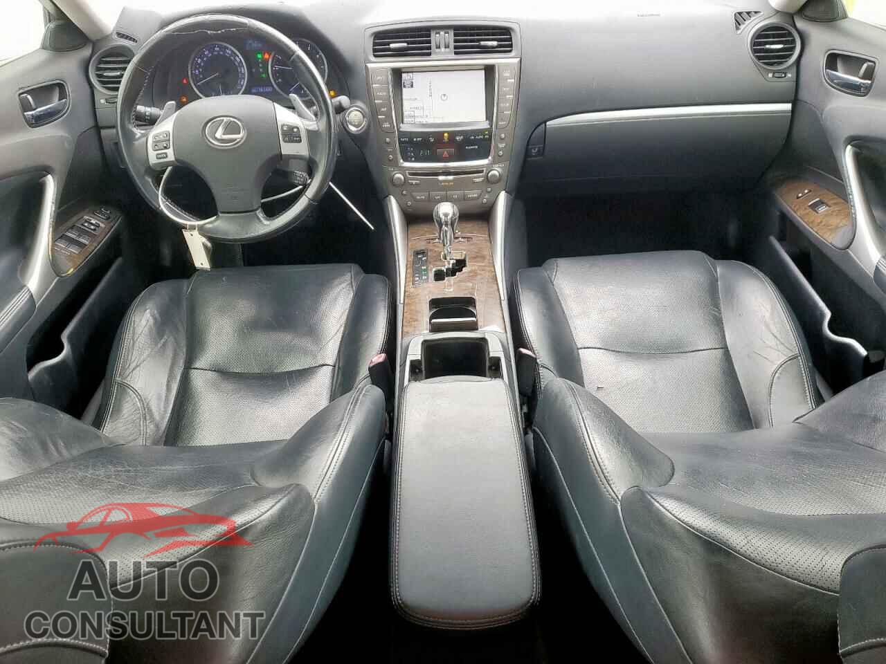 LEXUS IS 2011 - JTHBE5C29B5028307
