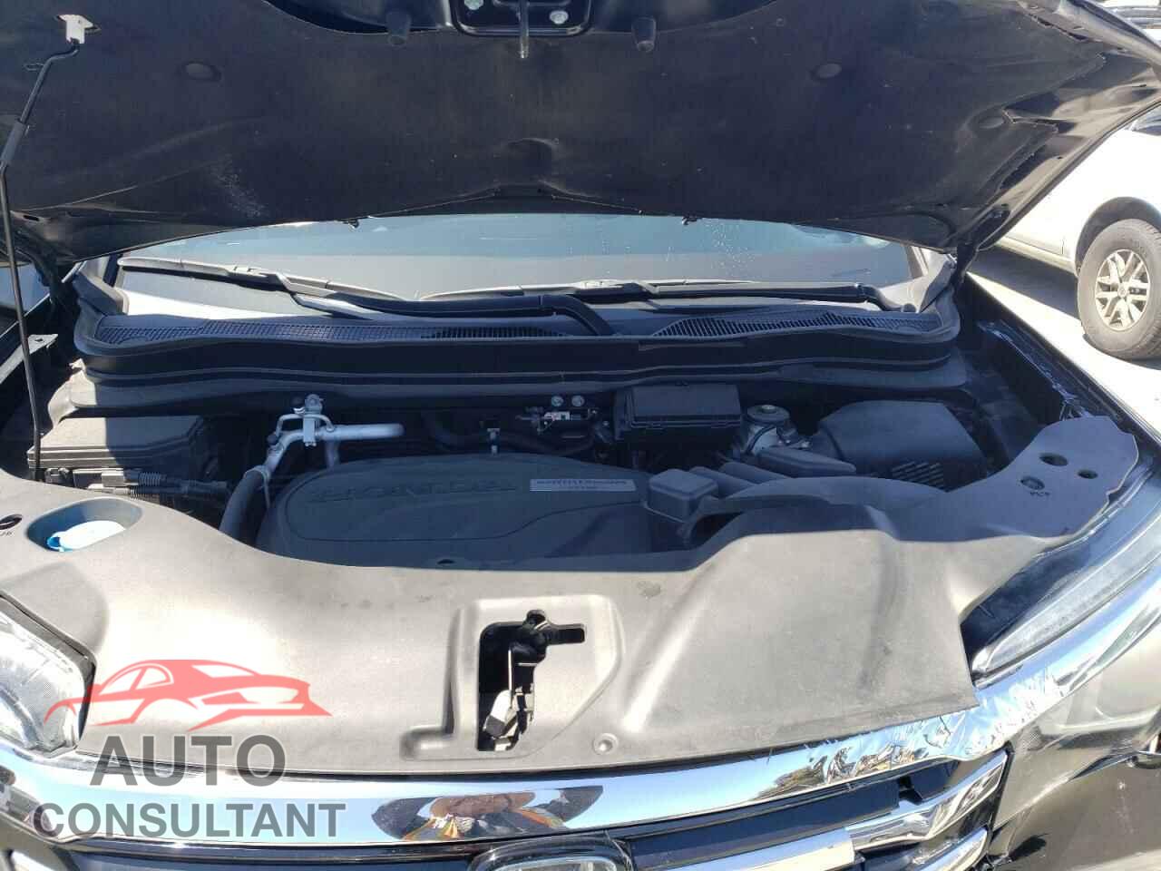 HONDA PILOT 2017 - 5FNYF6H09HB068822