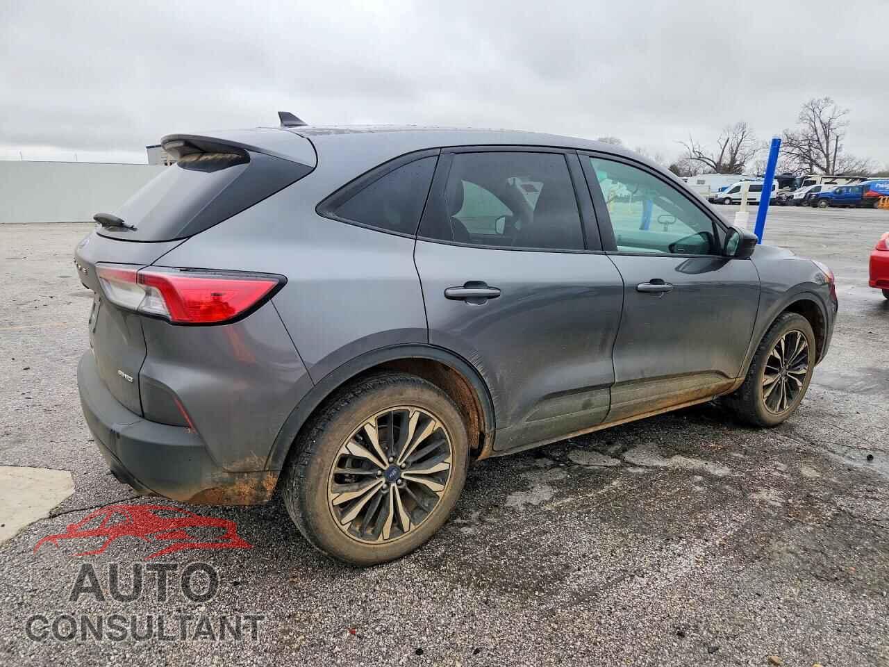 FORD ESCAPE 2022 - 1FMCU9G69NUB40513