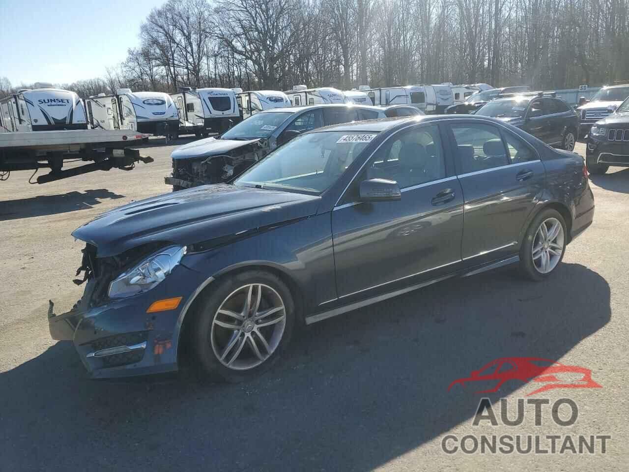 MERCEDES-BENZ C-CLASS 2013 - WDDGF8AB3DR293928