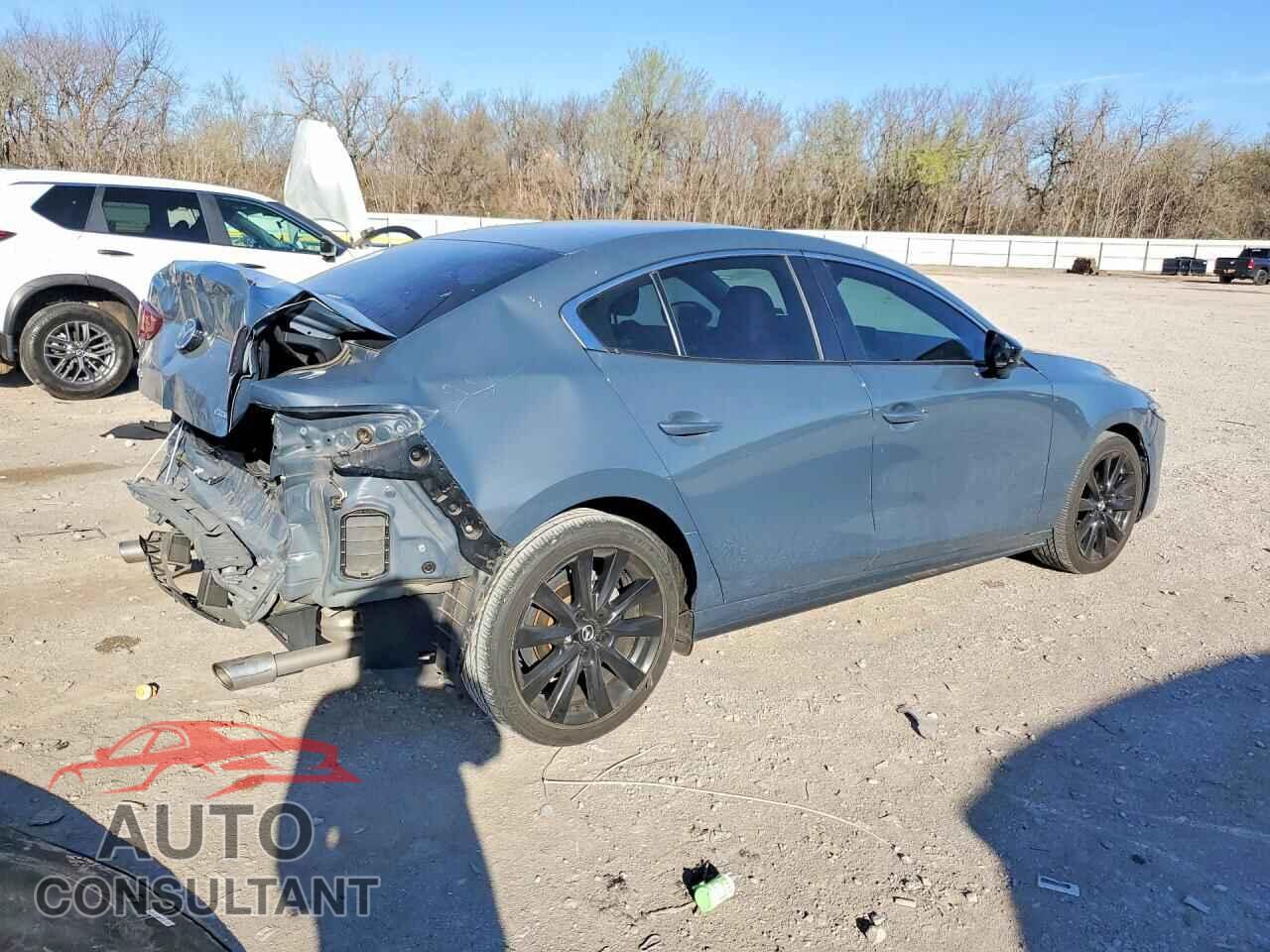 MAZDA 3 2023 - 3MZBPACM9PM365581