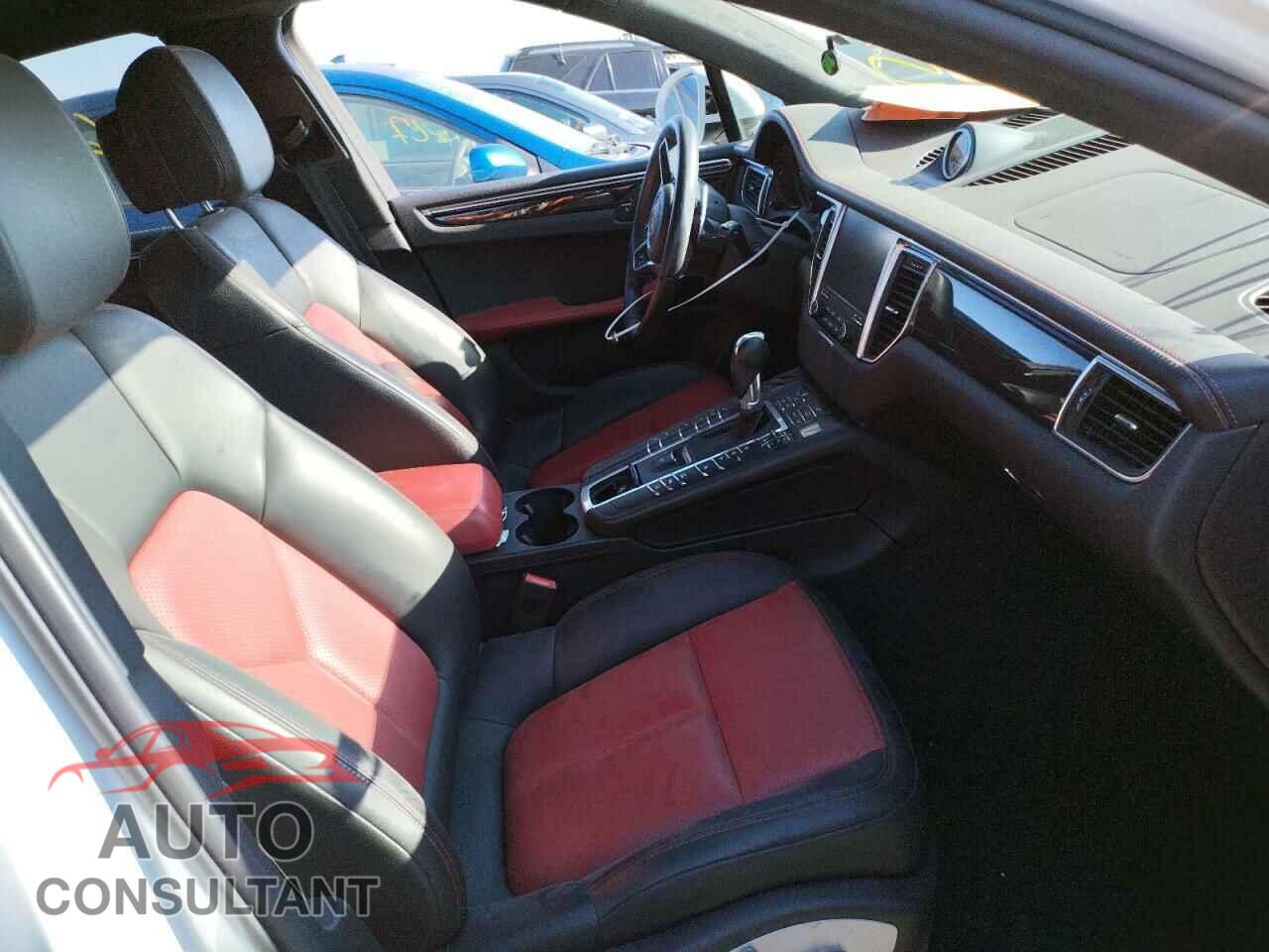 PORSCHE MACAN 2018 - WP1AA2A55JLB20625
