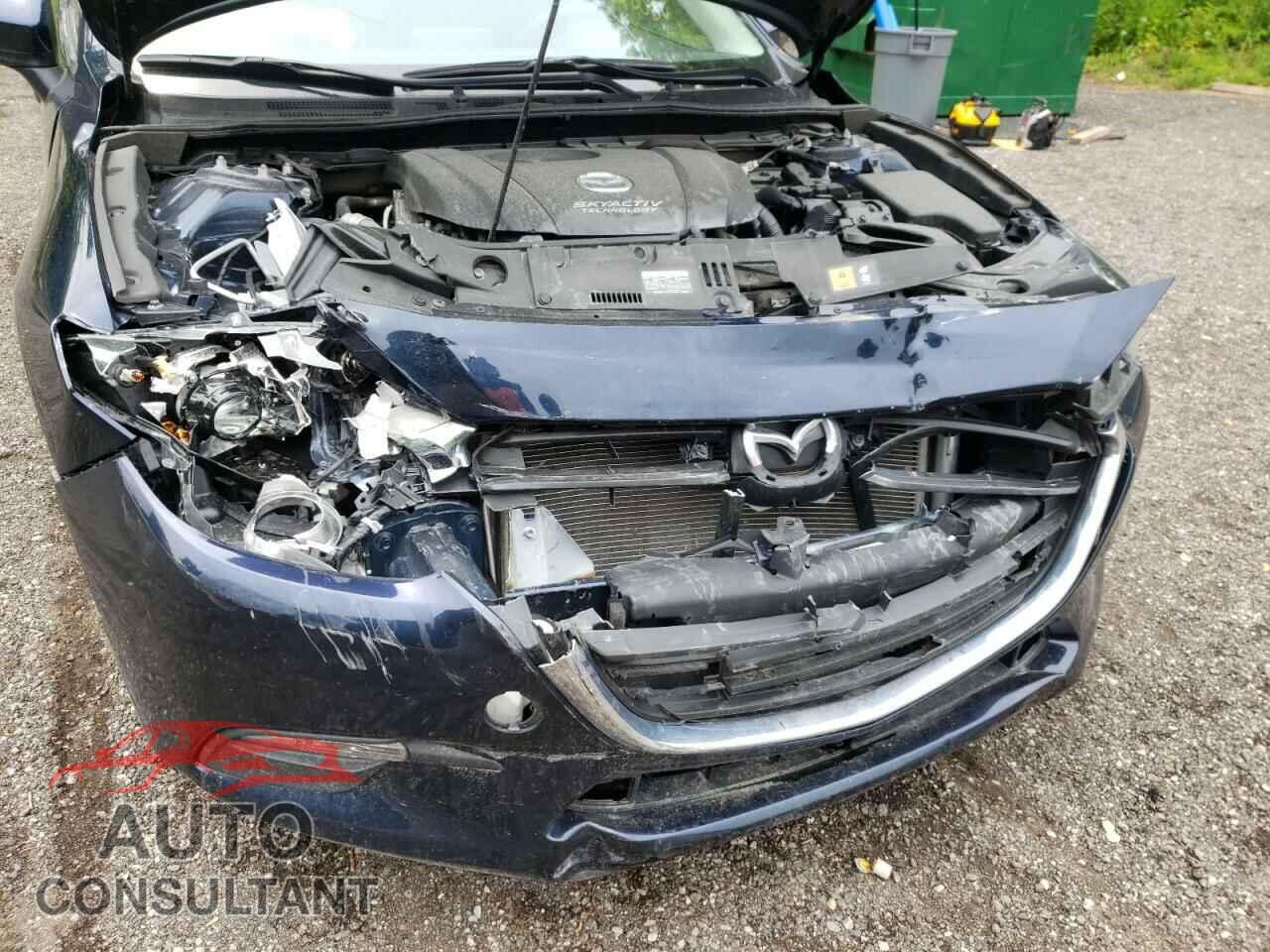 MAZDA 3 2018 - JM1BN1L76J1166544
