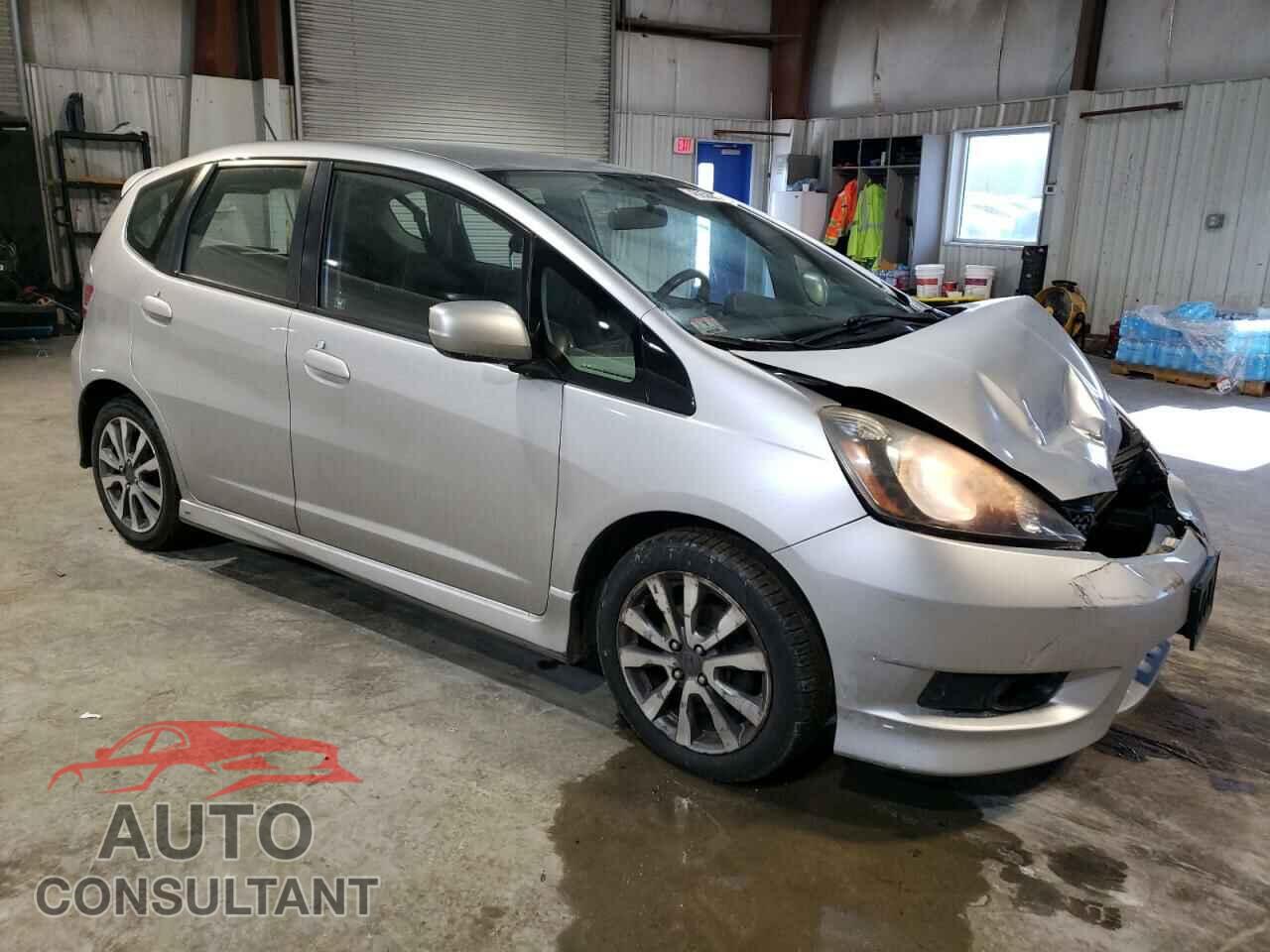 HONDA FIT 2013 - JHMGE8H54DC051258