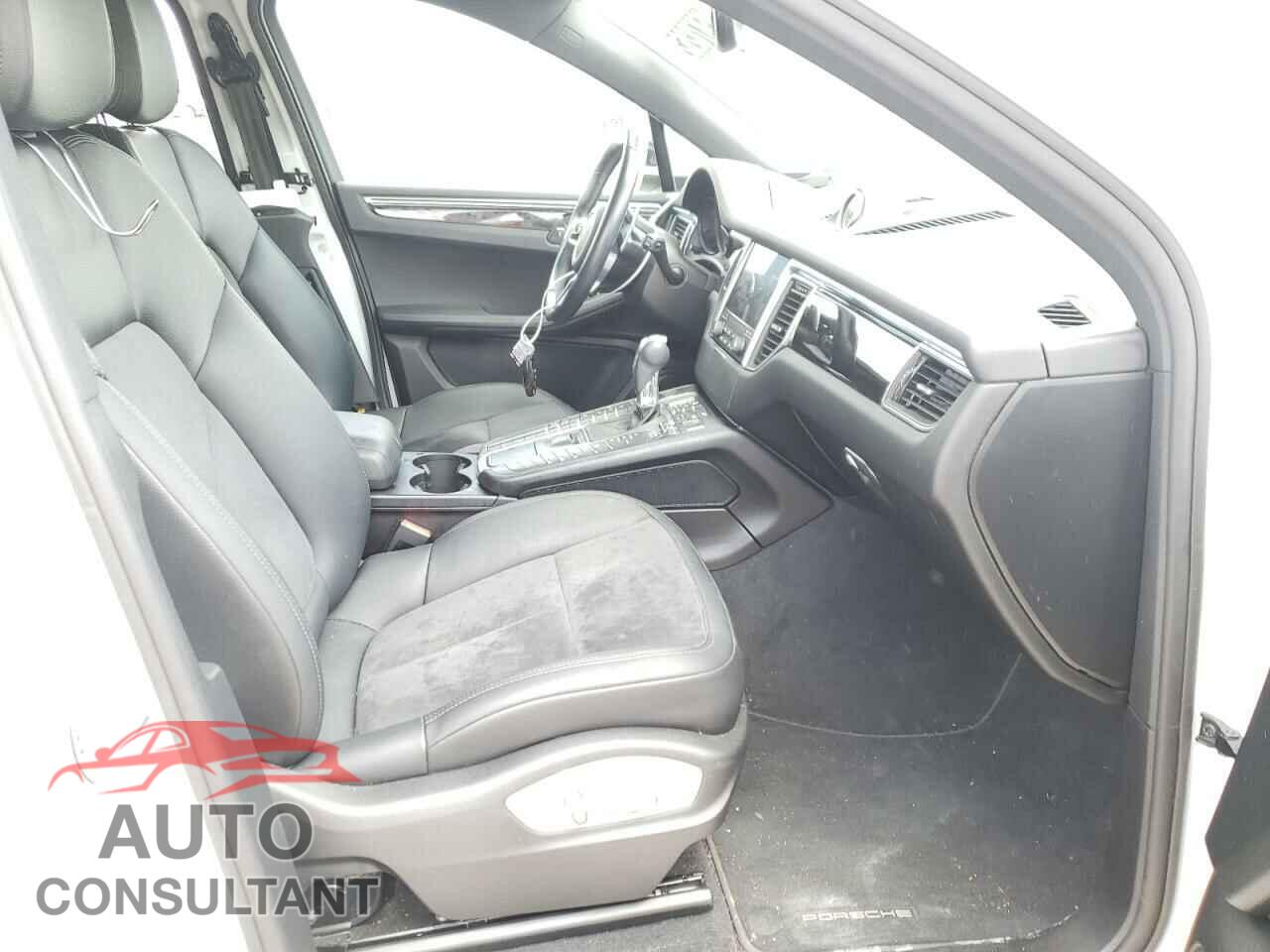 PORSCHE MACAN 2018 - WP1AA2A56JLB23923