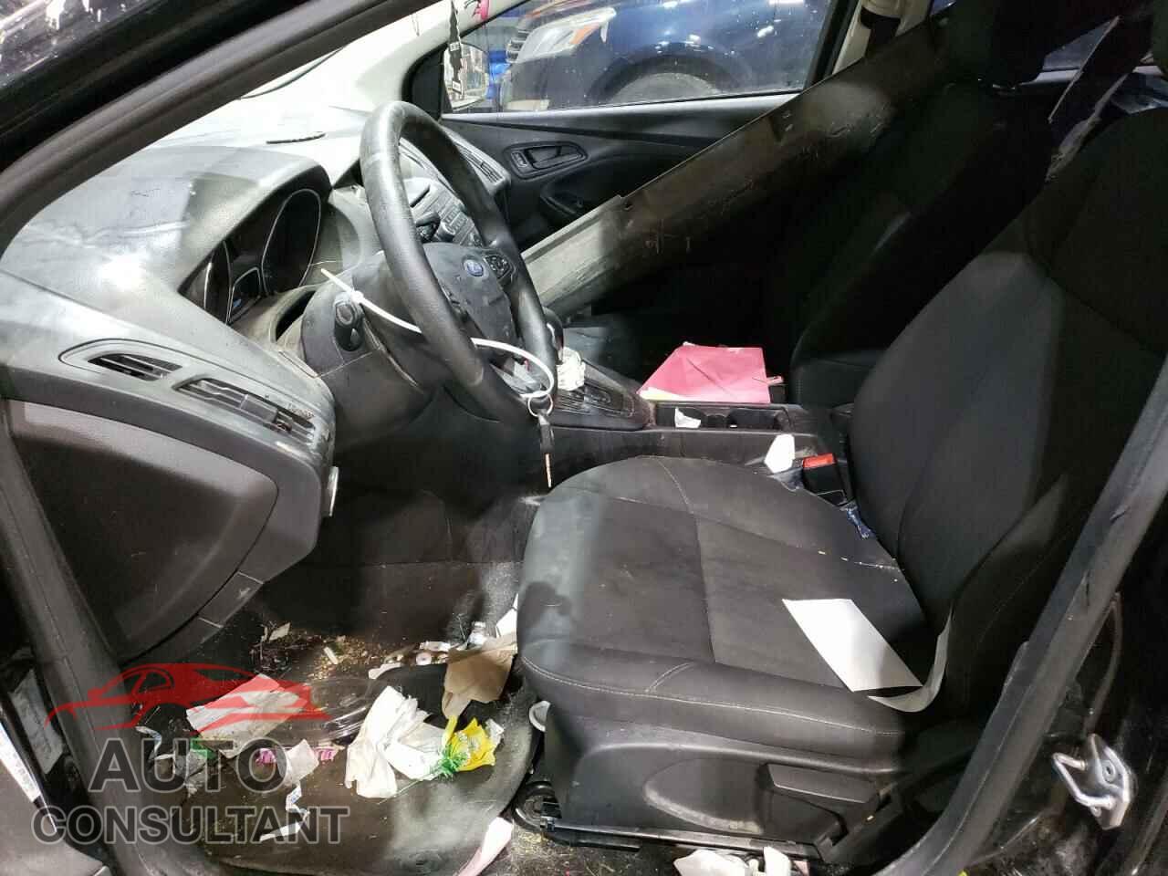 FORD FOCUS 2017 - 1FADP3E22HL228686