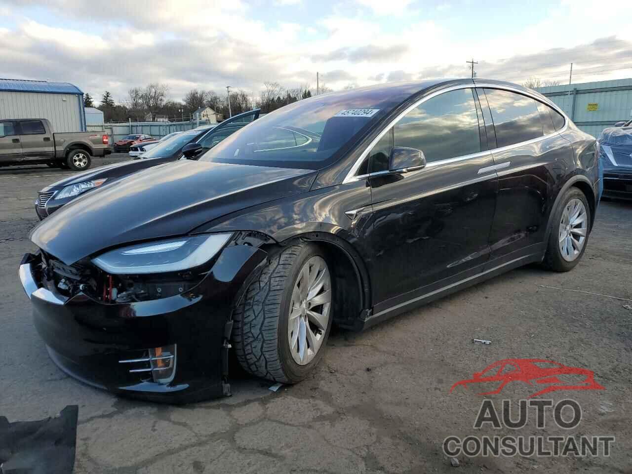 TESLA MODEL X 2016 - 5YJXCAE2XGF020452