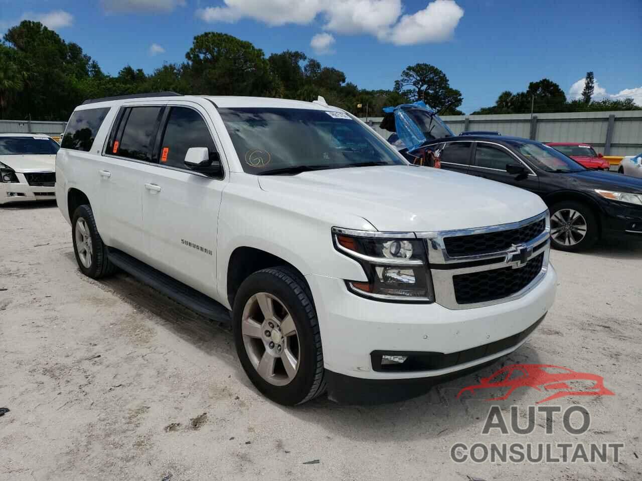 CHEVROLET SUBURBAN 2017 - 1GNSCHKC8HR258304