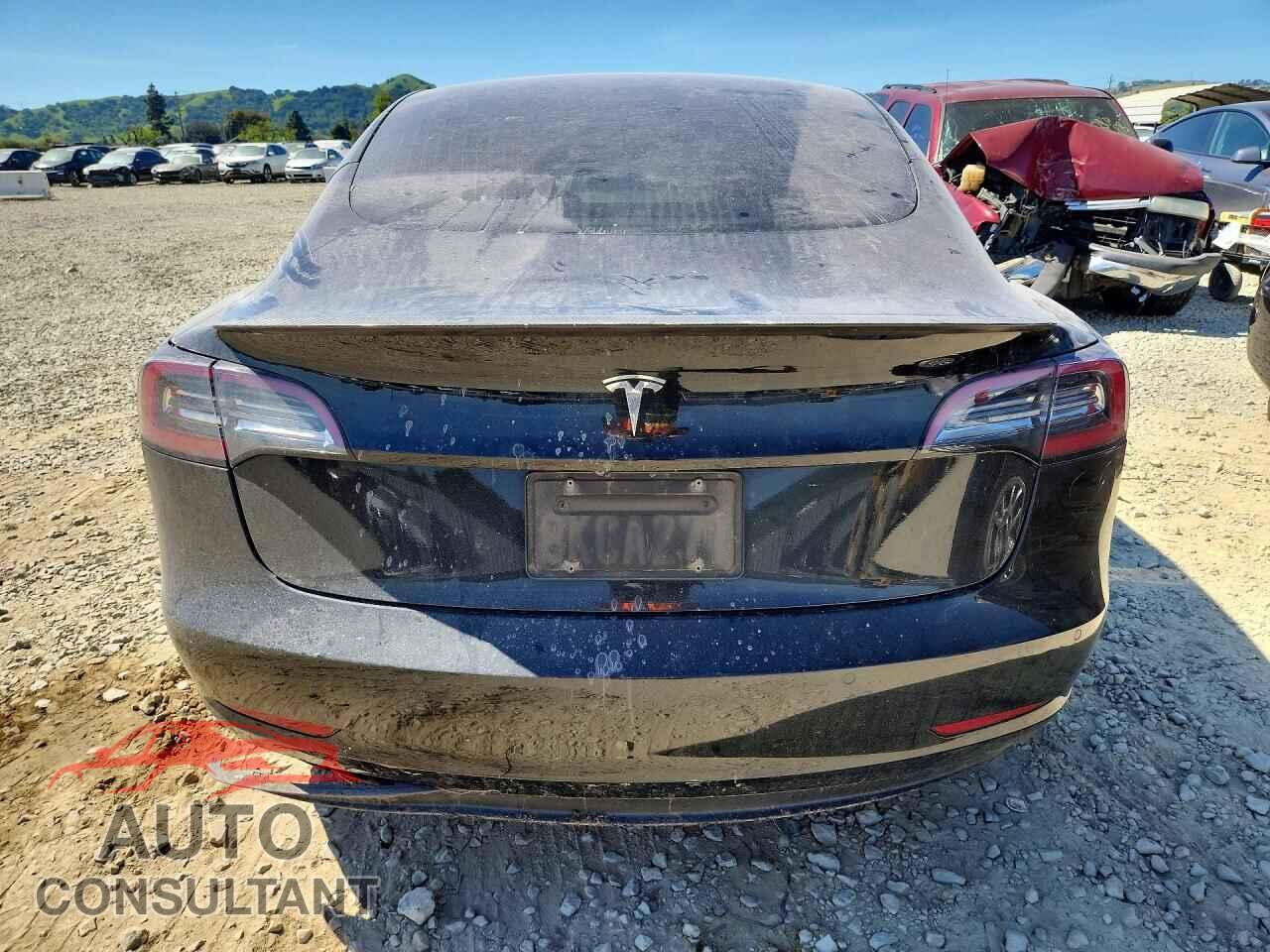 TESLA MODEL 3 2019 - 5YJ3E1EA9KF304258