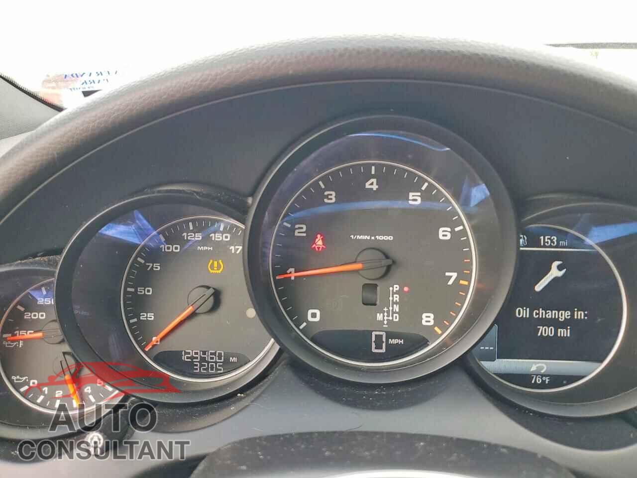 PORSCHE CAYENNE 2016 - WP1AA2A25GLA00788