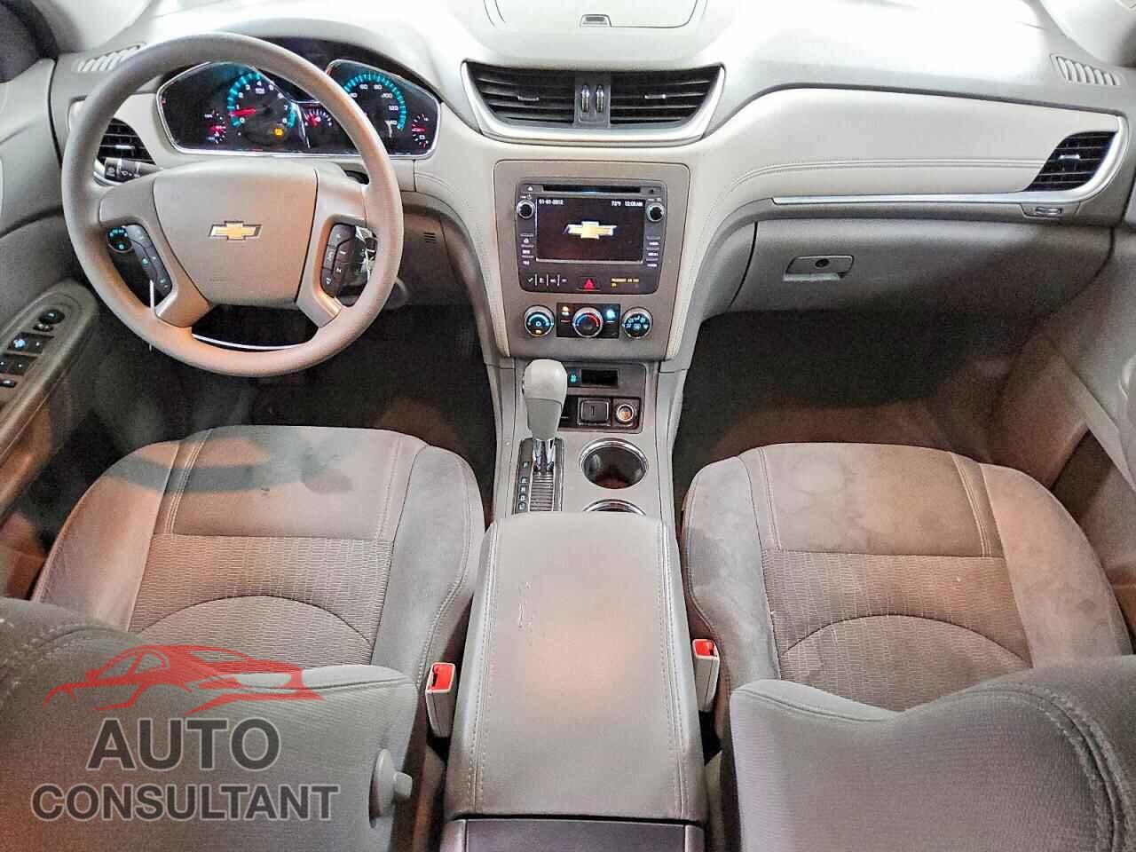 CHEVROLET TRAVERSE 2017 - 1GNKRFED5HJ221619