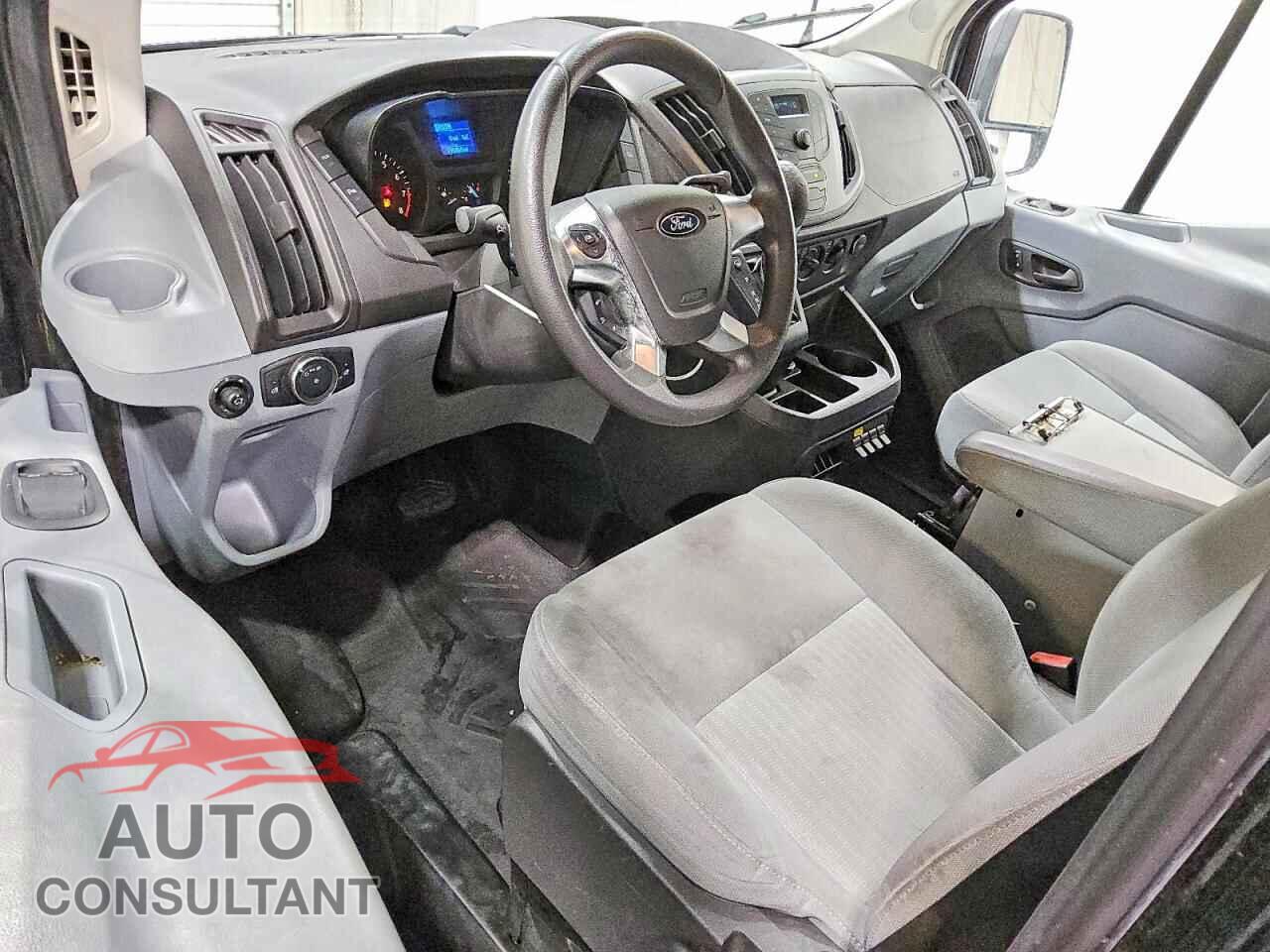 FORD TRANSIT 2015 - 1FTYR2CM1FKA72924