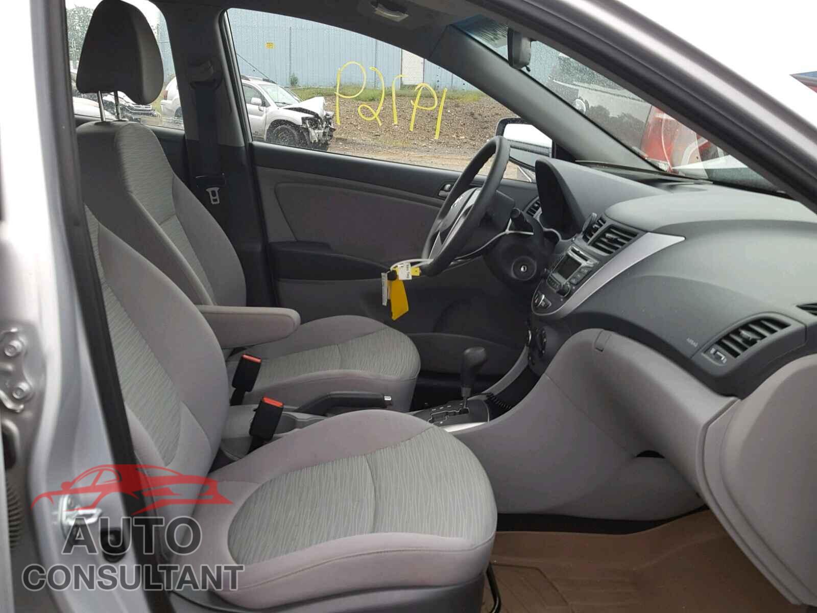 HYUNDAI ACCENT 2017 - KMHCT4AE8HU292048