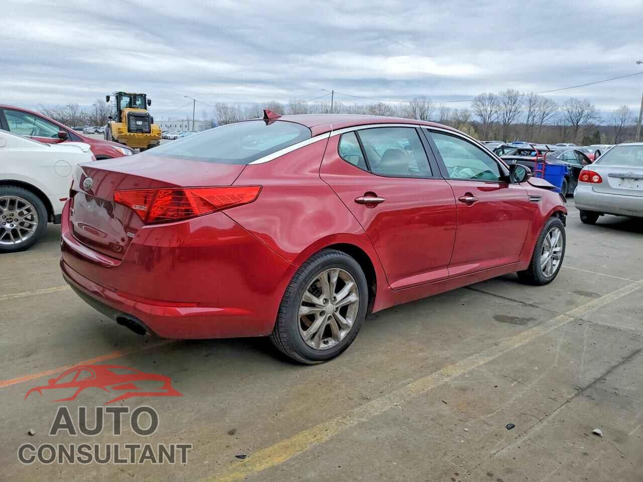 KIA OPTIMA 2013 - 5XXGM4A71DG183256