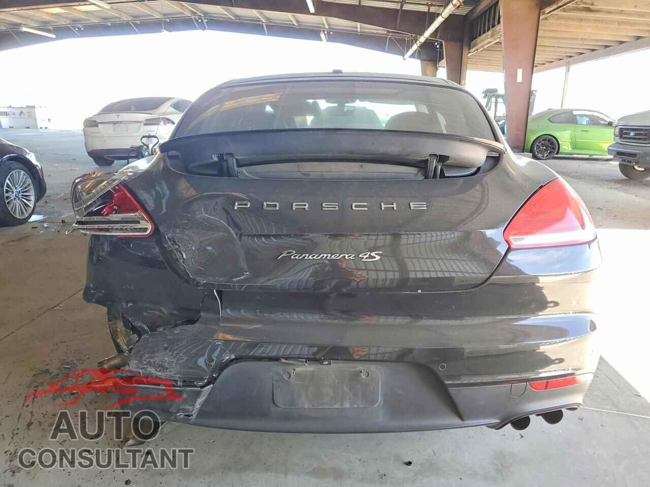 PORSCHE PANAMERA 2015 - WP0AB2A70FL051317
