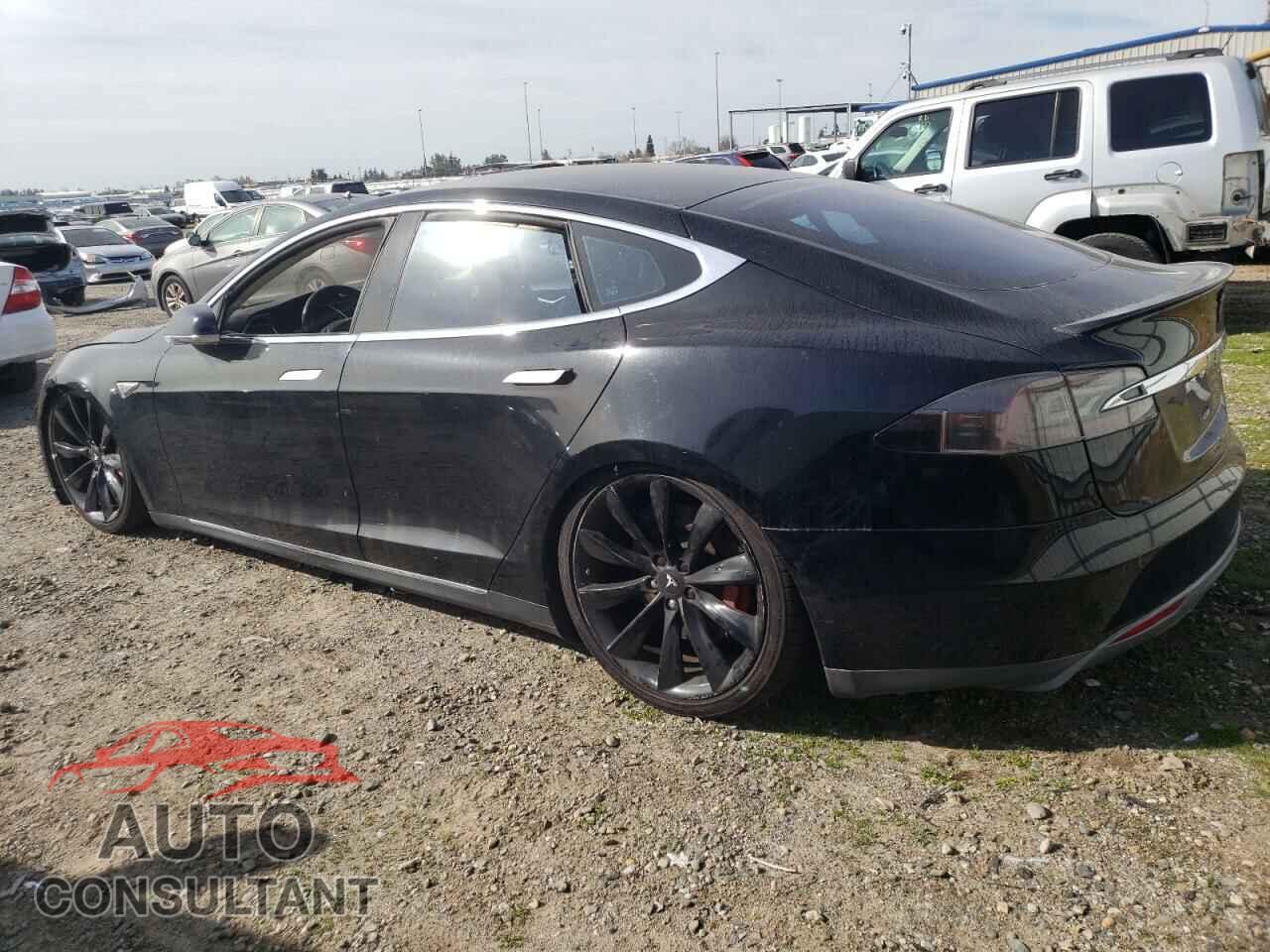 TESLA MODEL S 2013 - 5YJSA1CP4DFP27573