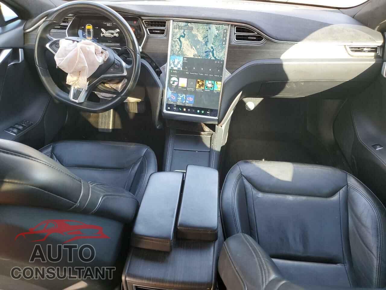 TESLA MODEL S 2015 - 5YJSA1E2XFF110960