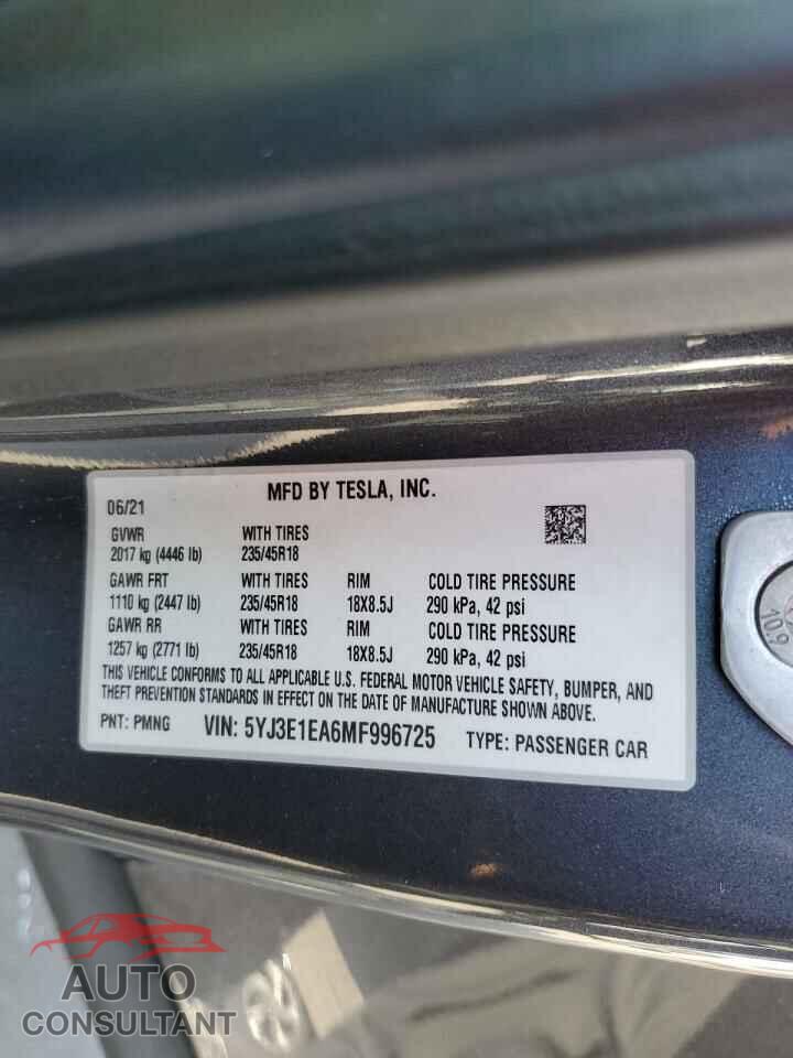 TESLA MODEL 3 2021 - 5YJ3E1EA6MF996725