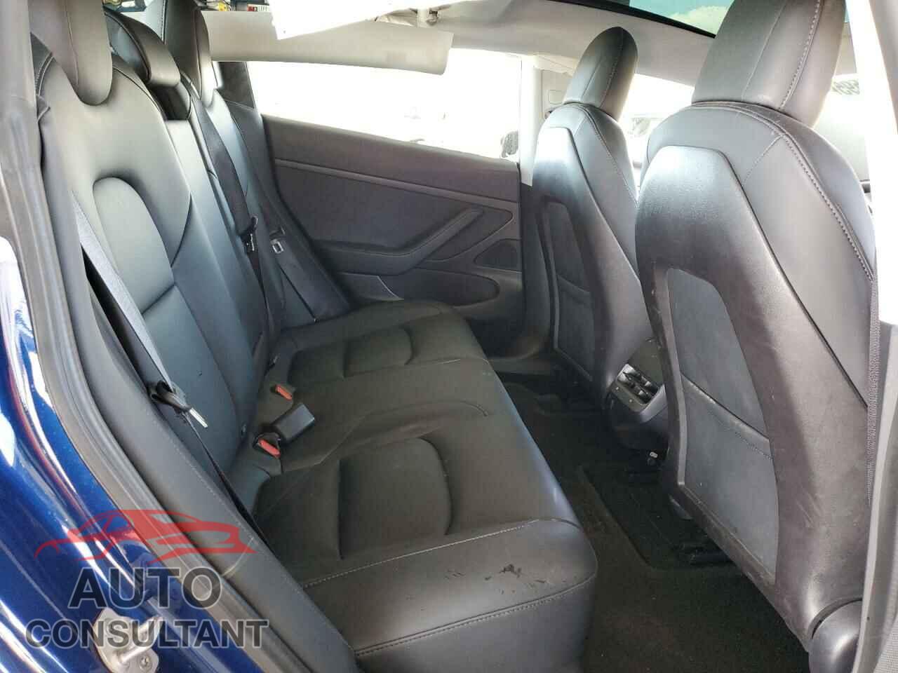 TESLA MODEL 3 2020 - 5YJ3E1EA2LF476343