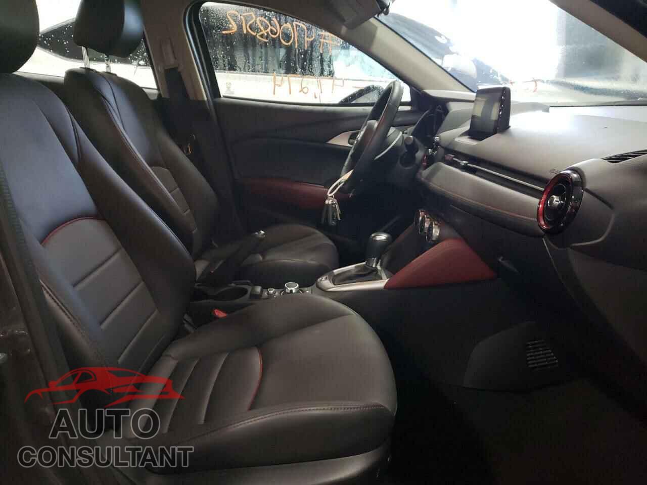 MAZDA CX-3 2018 - JM1DKFC78J0300698