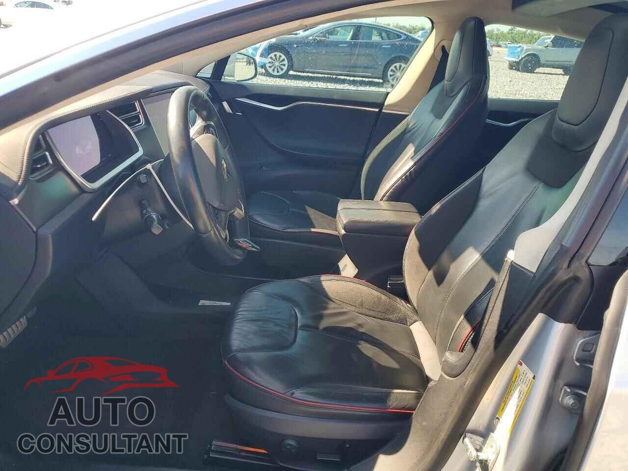 TESLA MODEL S 2013 - 5YJSA1DP7DFP13116