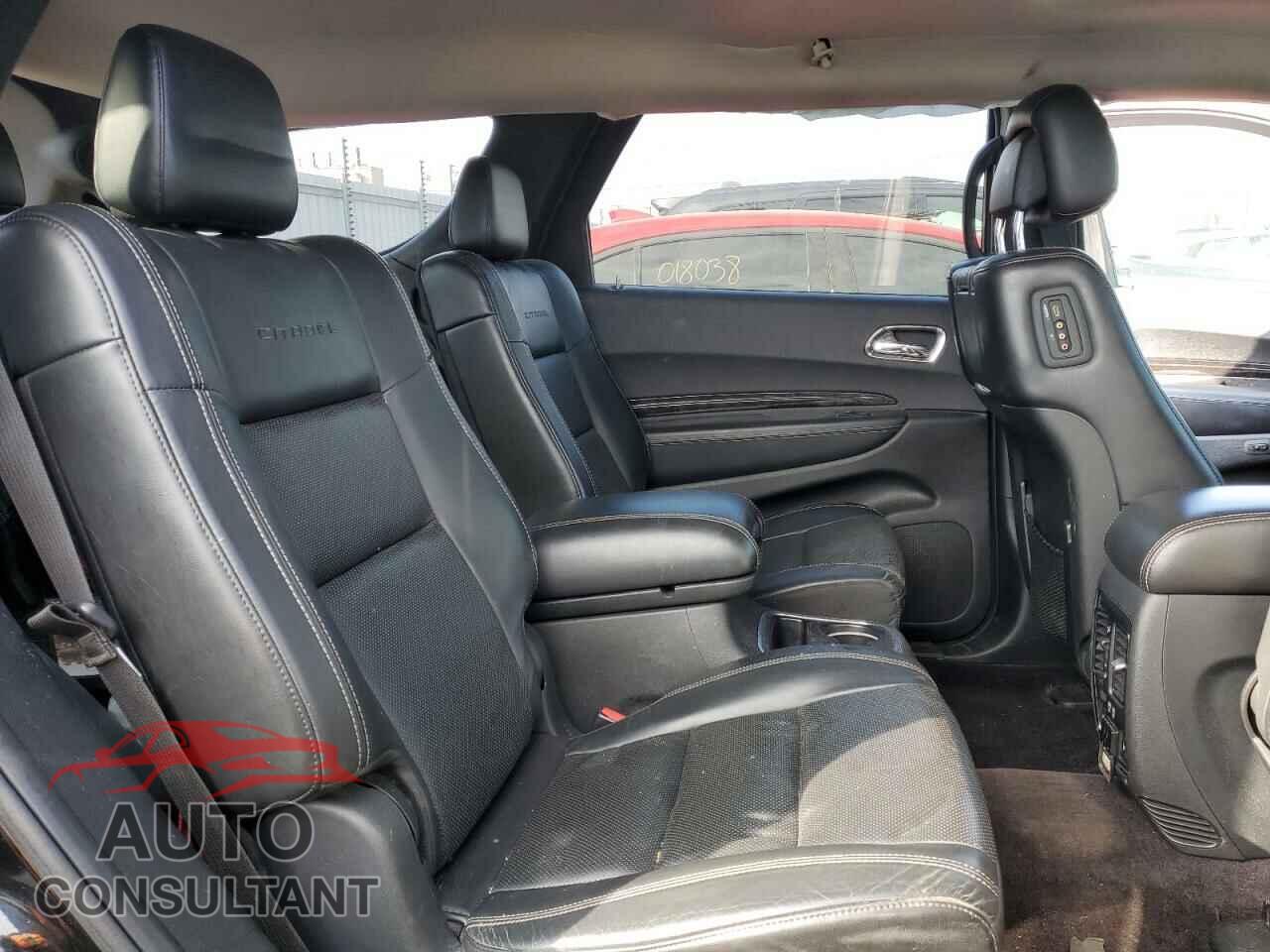 DODGE DURANGO 2017 - 1C4SDJETXHC703685