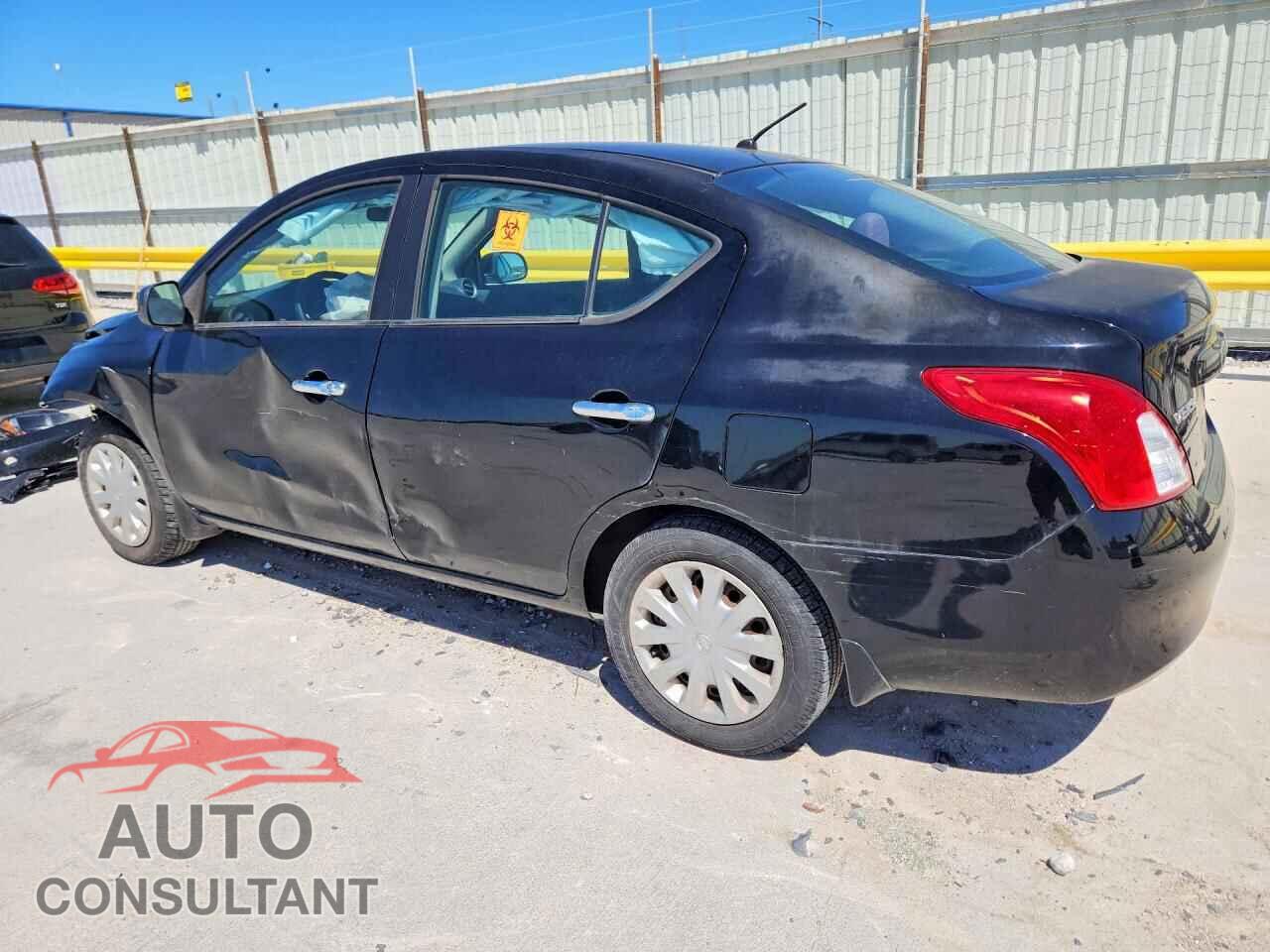 NISSAN VERSA 2012 - 3N1CN7AP1CL894457