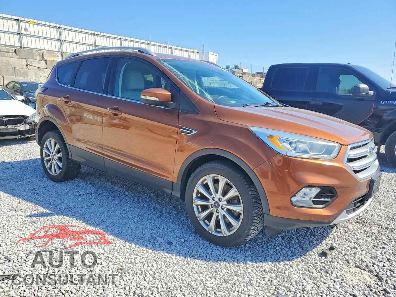 FORD ESCAPE 2017 - 1FMCU0J95HUC46475