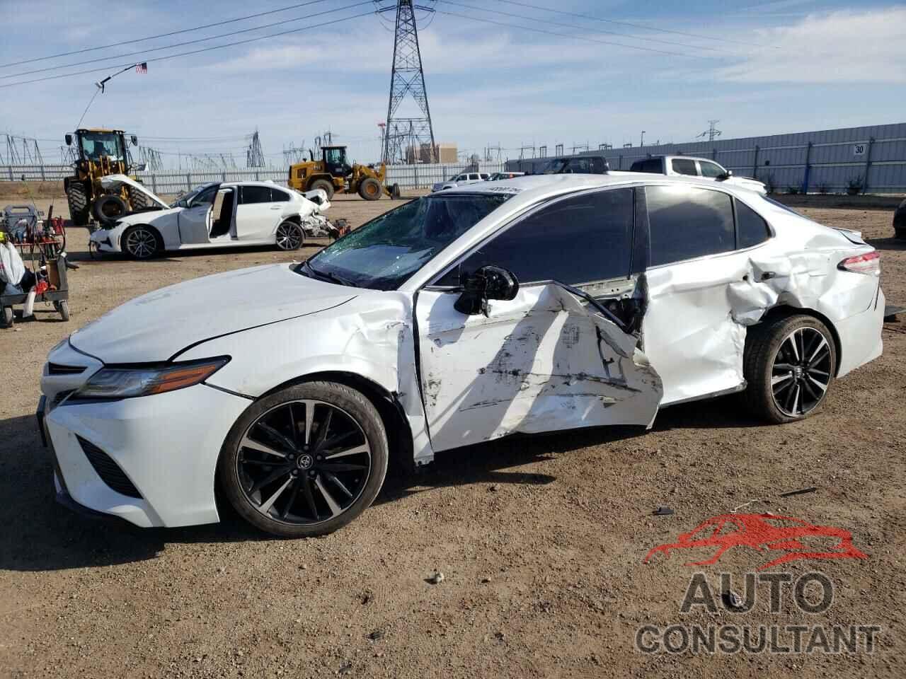 TOYOTA CAMRY 2019 - 4T1B61HK4KU711579