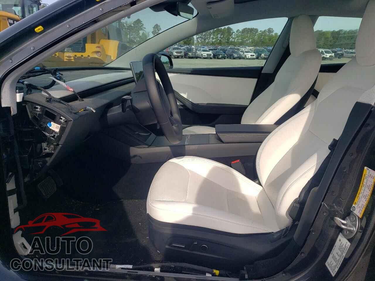 TESLA MODEL 3 2026 - 5YJ3E1EA4TF132559