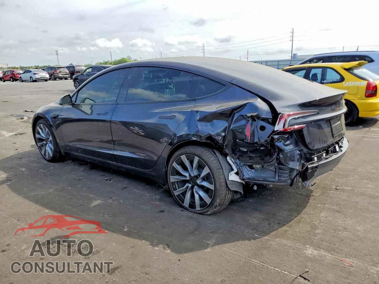 TESLA MODEL 3 2026 - 5YJ3E1EB4TF123322