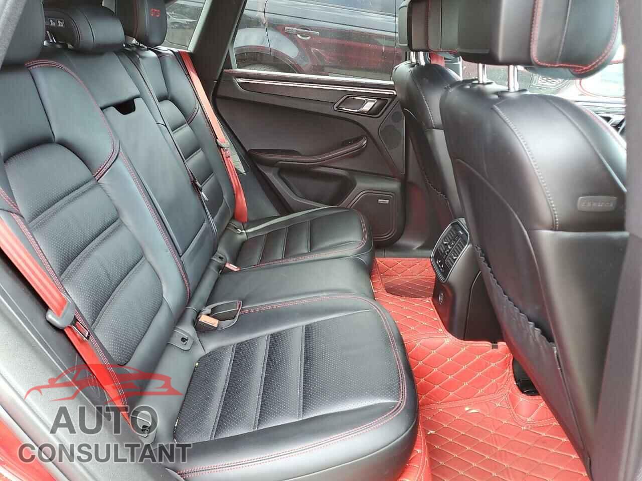 PORSCHE MACAN 2017 - WP1AG2A56HLB56316