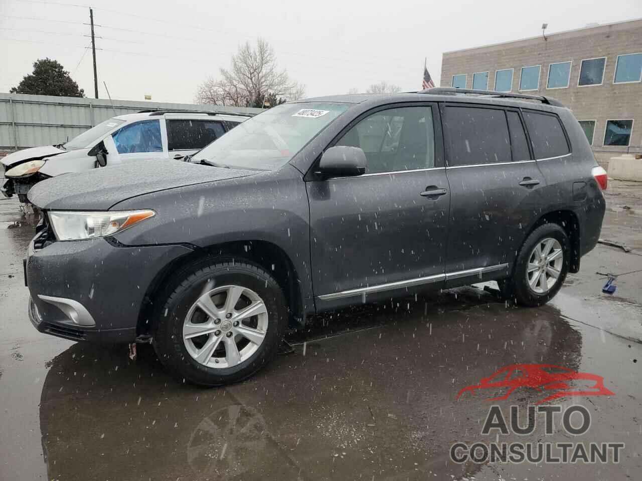TOYOTA HIGHLANDER 2011 - 5TDBK3EH5BS057829