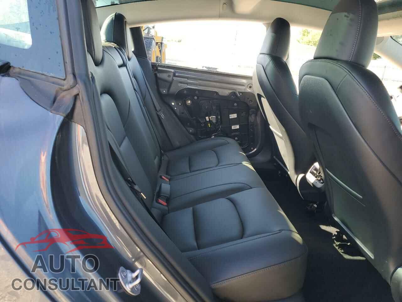 TESLA MODEL 3 2023 - 5YJ3E1EA9PF556907
