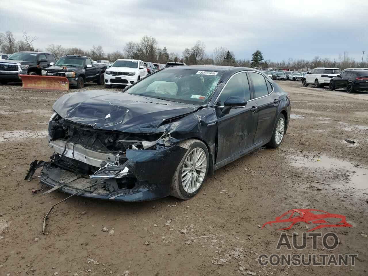TOYOTA CAMRY 2018 - 4T1B21HKXJU504009