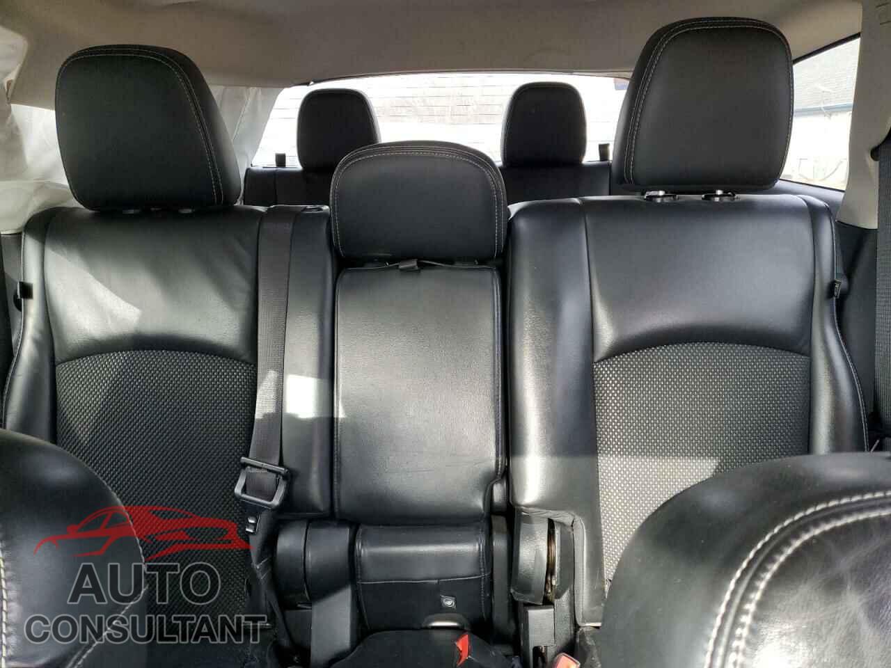 DODGE JOURNEY 2017 - 3C4PDCGG2HT625943