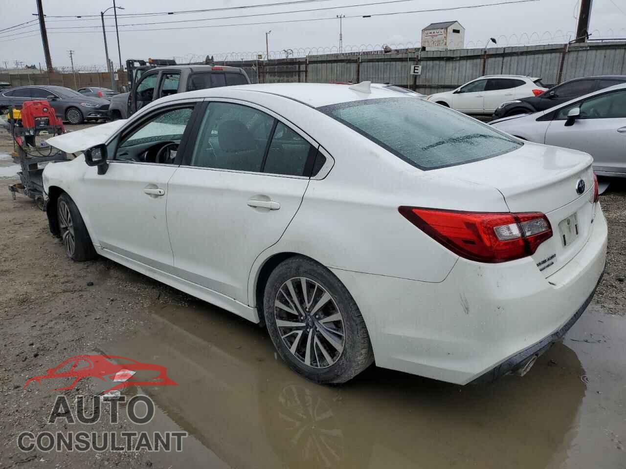 SUBARU LEGACY 2019 - 4S3BNAF64K3032995