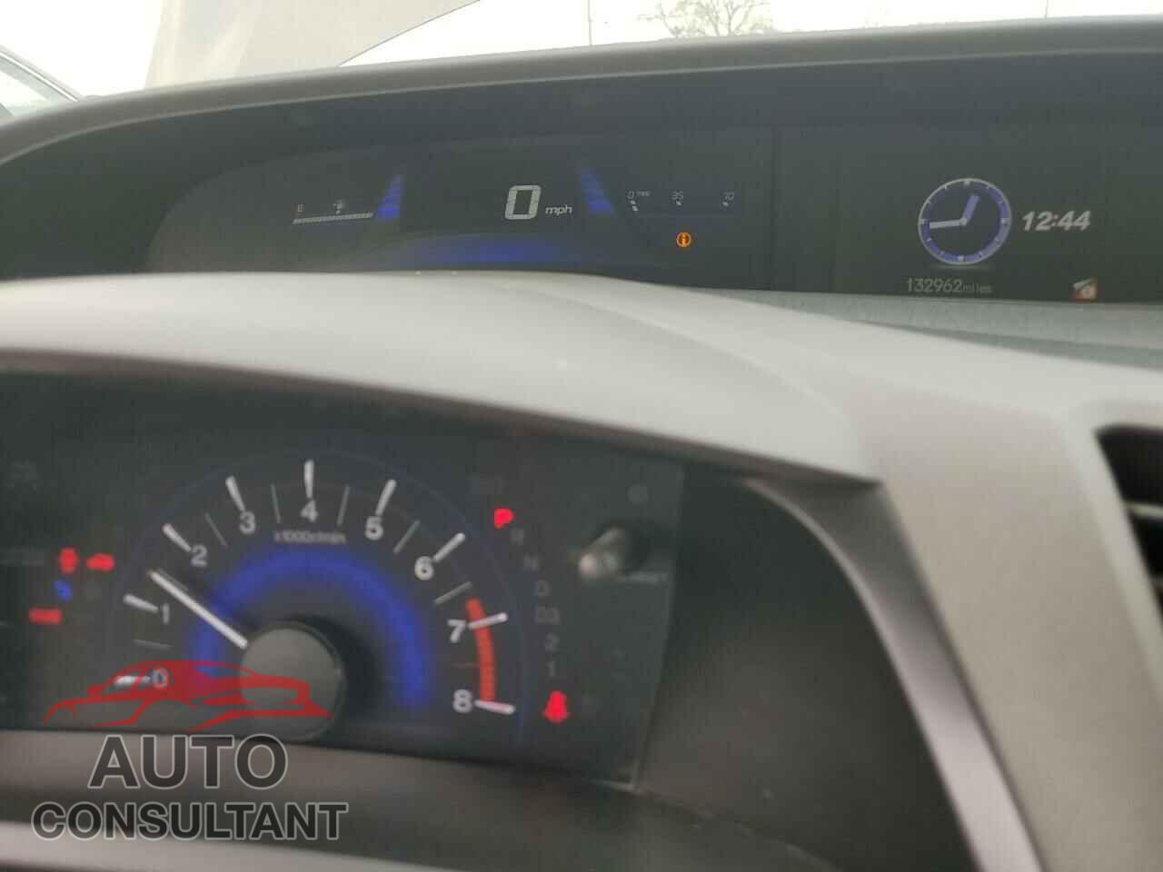 HONDA CIVIC 2012 - 19XFB2F58CE076595