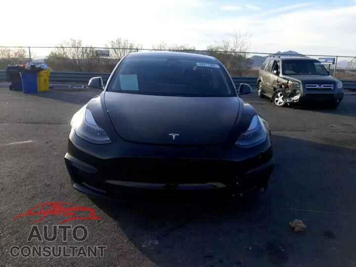 TESLA MODEL 3 2021 - 5YJ3E1EC5MF093659